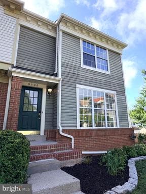 6520 MEDINAH LANE