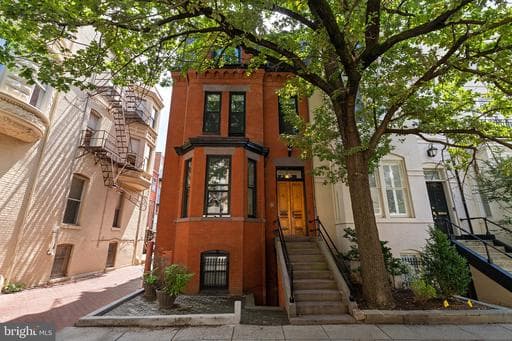 2010 Hillyer Pl NW, Washington, DC 20009-1006, United States
