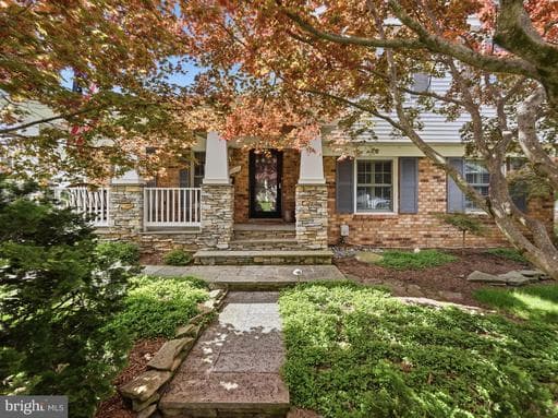 5500 COROT COURT