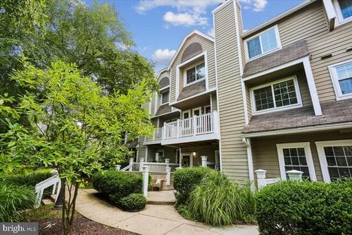 10827 HAMPTON MILL TERRACE 360