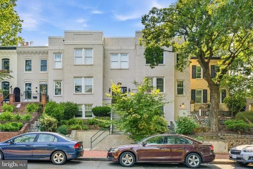 610 3RD STREET 1