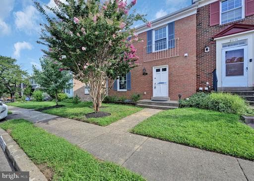 8069 POWDERBROOK LANE