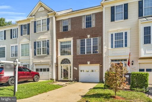 3546 Rapid Ln, Woodbridge, VA 22193-5941, United States