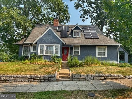 247 TUCKERMAN STREET