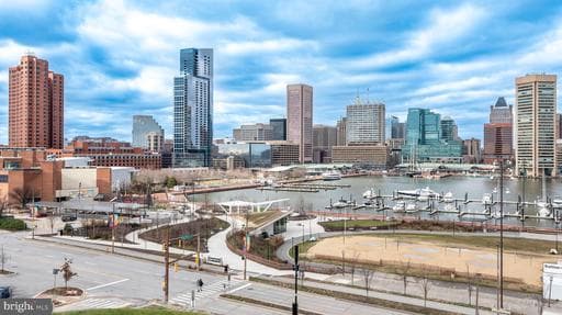 10 E LEE STREET 2408