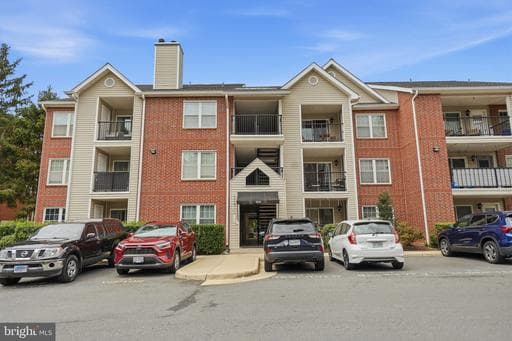 3310 Wyndham Cir, Alexandria, VA 22302-4310, United States