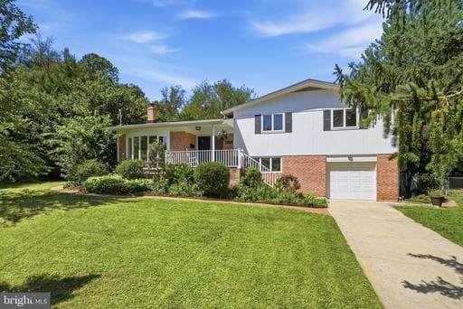 6505 Friars Ct, Bethesda, MD 20817-3318, United States