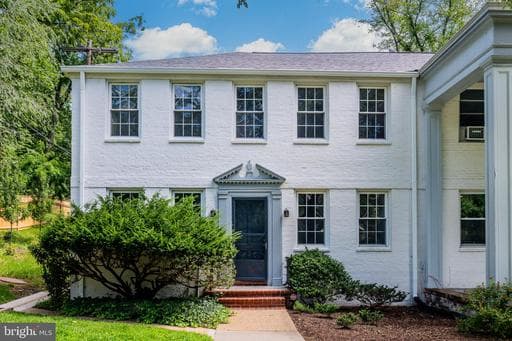 5203 FALLS ROAD 6