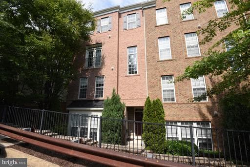 2358 MERSEYSIDE DRIVE