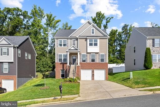32 CLEAR SPRING LANE