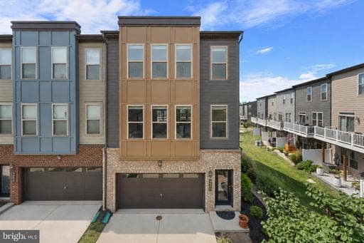 9862 Buchanan Loop, Manassas, VA 20110-7845, United States