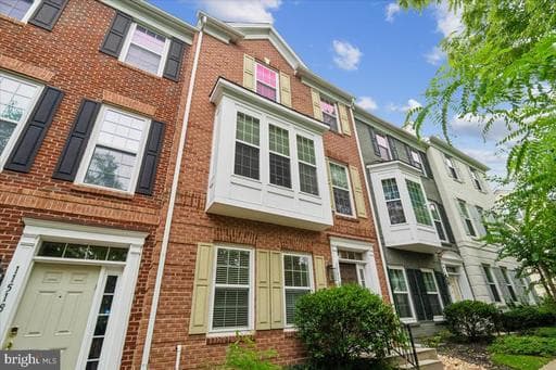 11516 Clairmont View Ter, Silver Spring, MD 20902-2772, United States