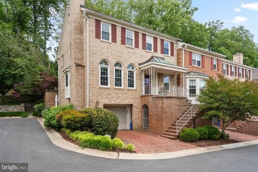 8015 QUARRY RIDGE WAY,BETHESDA,MD,20817,MONTGOMERY
