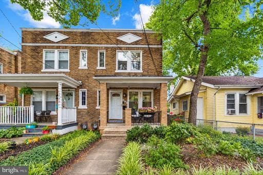 1424 Kearny St NE, Washington, DC 20017-2956, United States