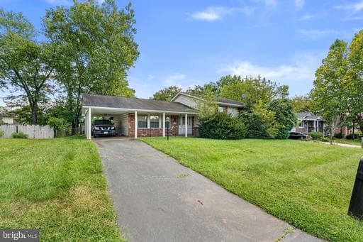 1706 N Sterling Blvd, Sterling, VA 20164-2238, United States