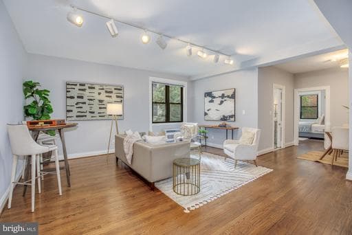 3100 Connecticut Ave NW, Washington, DC 20008-5100, United States - Photo 1