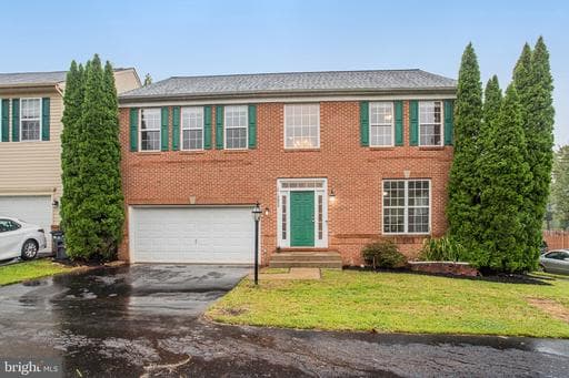15024 Lutz Ct, Woodbridge, VA 22193-5773, United States