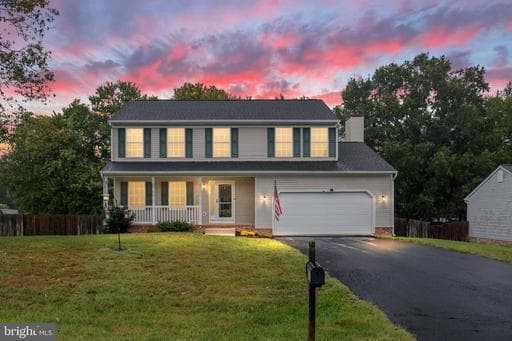 610 Montrose Dr, Fredericksburg, VA 22407-8633, United States - Photo 1