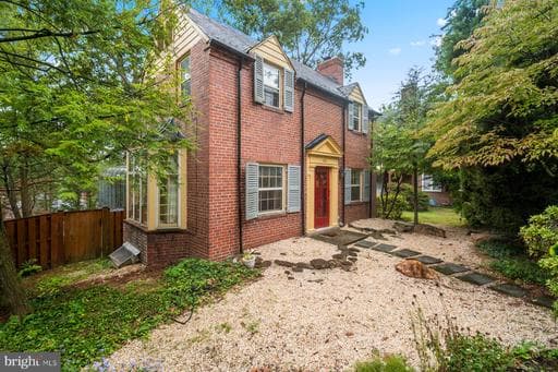 1213 Roundhill Rd, Baltimore, MD 21218-1448, United States - Photo 1