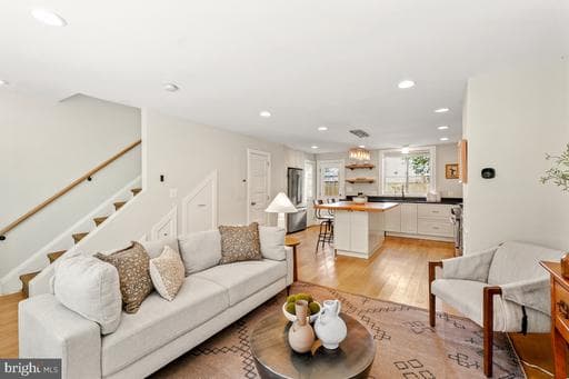 203 17th St SE, Washington, DC 20003-1641, United States