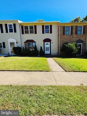 12311 Woodlawn Ct, Woodbridge, VA 22192-1920, United States