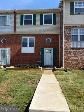 14817 Cherrydale Dr, Woodbridge, VA 22193-5307, United States