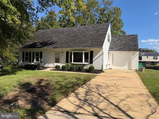 606 Pearse Ln, Upper Marlboro, MD 20774-2005, United States