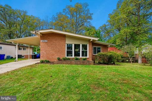 11512 Lockhart Pl, Silver Spring, MD 20902-3165, United States