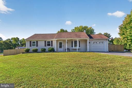 12159 Marbella Ct, Waldorf, MD 20601-2739, United States