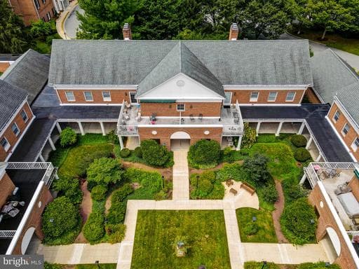 501 BRIGHTWOOD CLUB DRIVE 501 - Photo 1