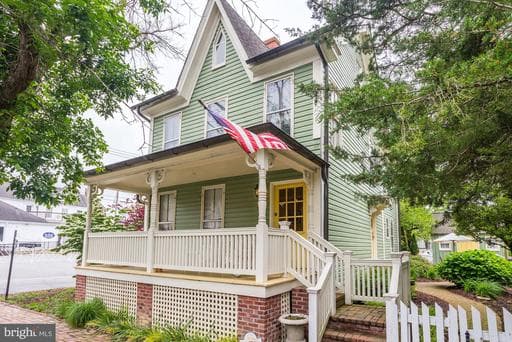 101 MULBERRY STREET - Photo 1