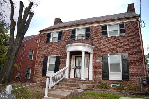 2112 BRANCH AVE SE,WASHINGTON,DC,20020,WASHINGTON