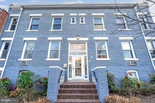1020 FAIRMONT STREET 1 - Photo 1