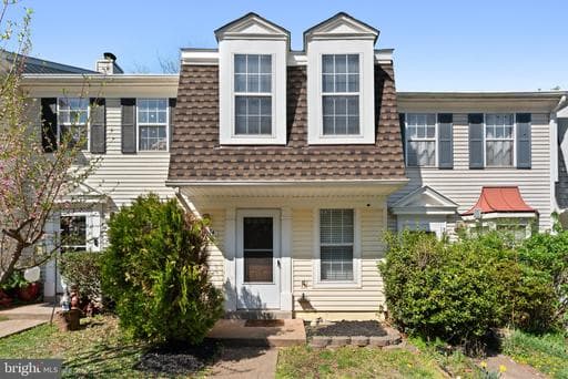 34 PALMER COURT - Photo 1