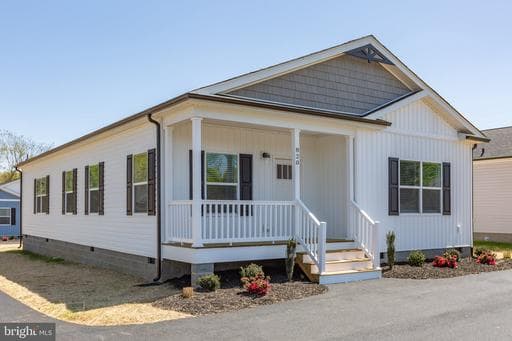 820 MINERAL AVENUE - Photo 1