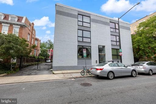 1514 NEWTON STREET B2