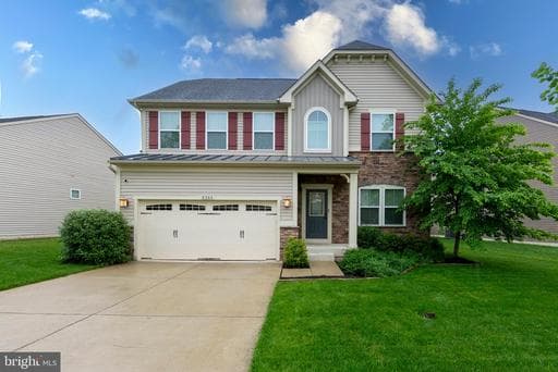 8365 EAGLE STREET - Photo 1