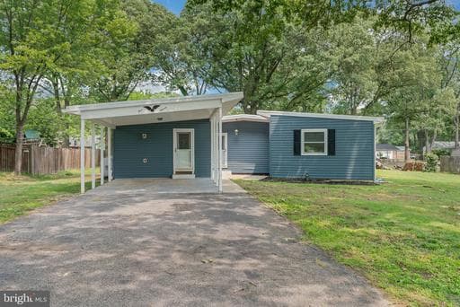 511 SYLVAN WAY - Photo 1