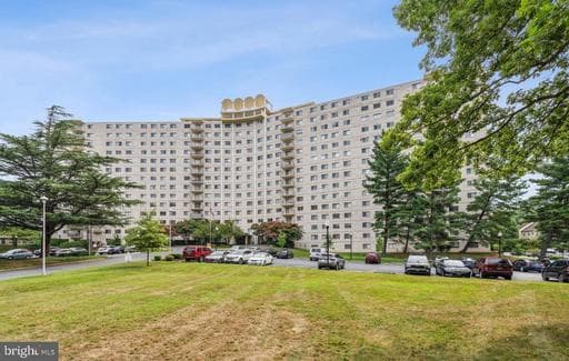1111 UNIVERSITY BOULEVARD 909-A