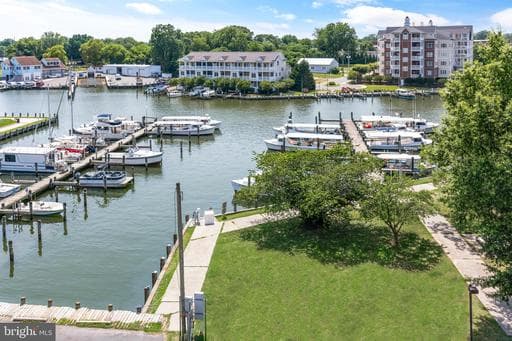 700 CATTAIL COVE 408 - Photo 1
