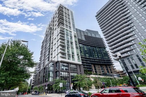 1781 N PIERCE STREET 303