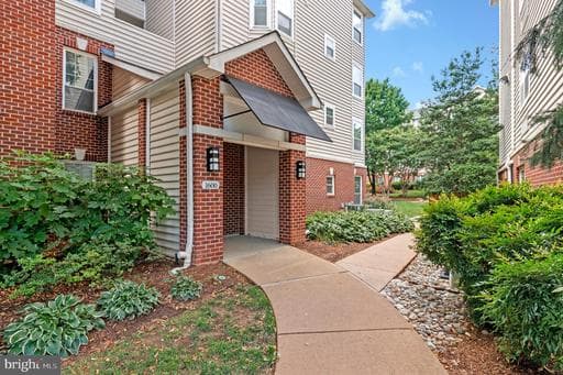 1600 SPRING GATE DR #2202,MCLEAN,VA,22102,FAIRFAX - Photo 1