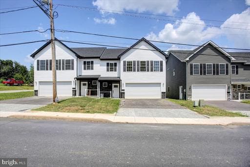 305 GRANDVIEW AVE,WAYNESBORO,PA,17268,FRANKLIN - Photo 1