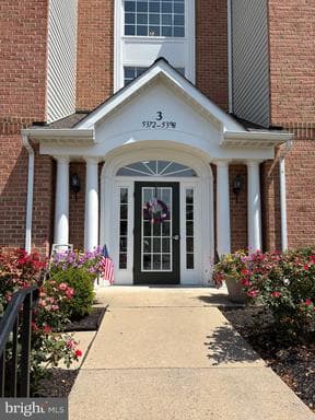 5374 GLENTHORNE COURT 5374