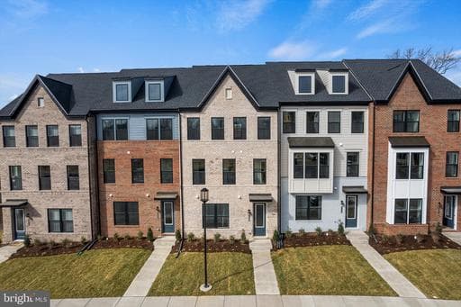 3012 EARLY HARVEST AVENUE - Photo 1