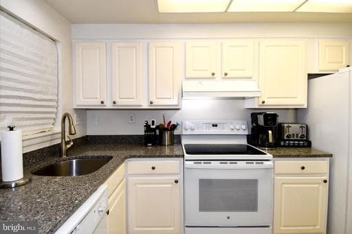 3500 FOREST EDGE DR #15-2E,SILVER SPRING,MD,20906,MONTGOMERY