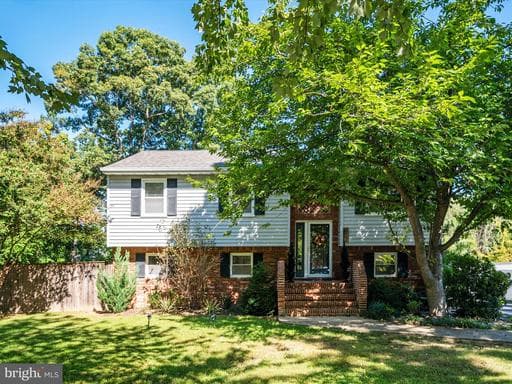 412 BAY CITY ROAD - Photo 1