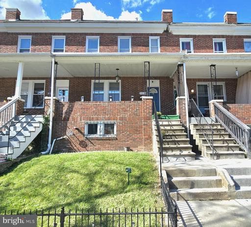 4010 WILSBY AVENUE - Photo 1