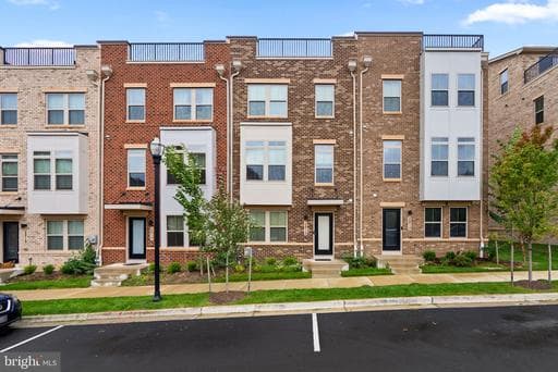 2815 BATTERSEA LAKE LOOP,HYATTSVILLE,MD,20782,PRINCE GEORGES - Photo 1