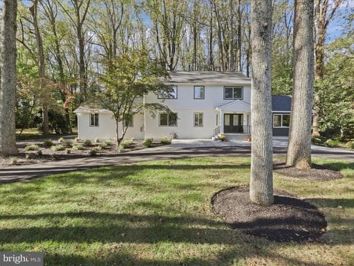 8355 Alvord St, McLean, VA 22102-1727, United States - Photo 1